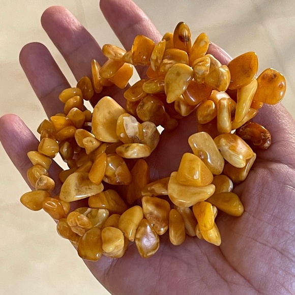 Natural unheated butterscotch Baltic amber bead sterling silver necklace - Picture 11 of 12